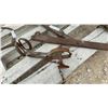 Image 5 : Pallet Lot: Ice Tongs, Spring Style Trap, Horse Hame, Single Tree