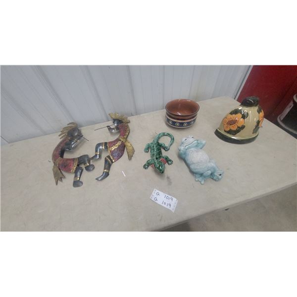 Ceramic Frog Figurine, Kokopelli Metal Wall Art, Lizard