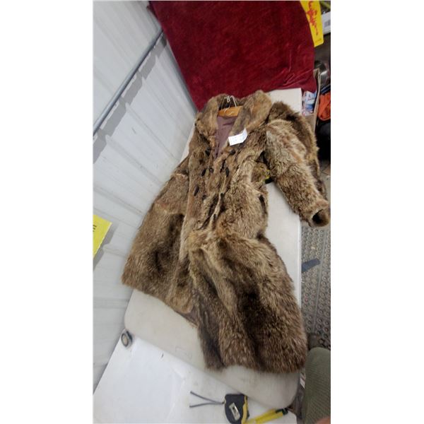 Vintage Full-Length wolf Fur Coat with Brown Satin Lining and Button Loop Closures
