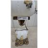 Image 3 : Vintage Gone With the Wind Parlor Lamp, White Milk Glass with Yellow Roses, Brass Base