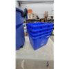 Image 5 : Rubbermaid Roughneck Wheeled Trash Can with Lid and Four Blue Recycling Bins