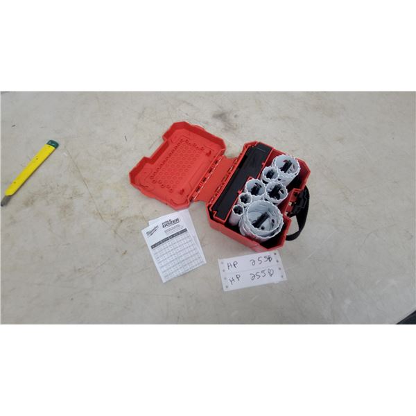 Milwaukee Hole Dozer Bi-Metal Hole Saw Kit with Assorted Sizes, Arbors, and Carrying Case