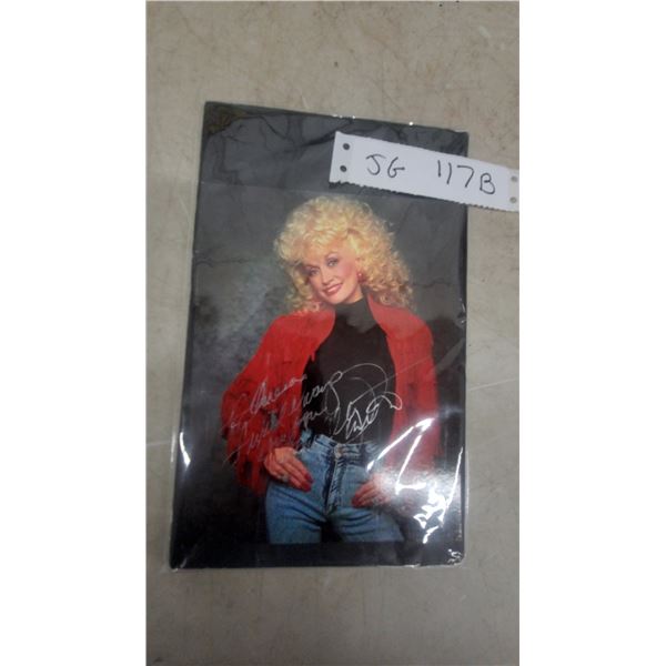 Dolly Parton Autograph 5.5” x 7” Photo