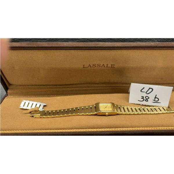 Lassale Quartz Ladies' Wristwatch Model 1E50-5079 Gold-Tone Rectangular Case c. 1985