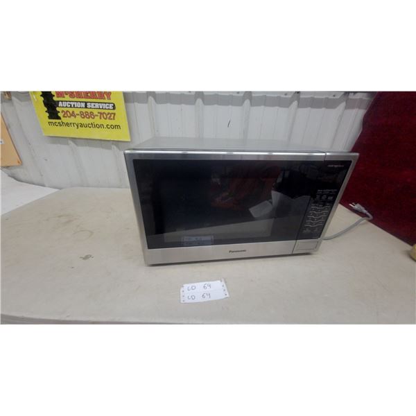 Panasonic NN-SD626S 1100W High Power Countertop Microwave Oven, Stainless Steel