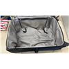 Image 4 : Swissgear Black Softside Suitcase and Carry-On