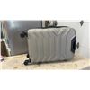 Image 9 : Swissgear Black Softside Suitcase and Carry-On