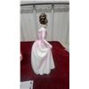 Image 3 : 2 Royal Doulton "Good Companion" and "southern belle Porcelain Figurines 9”+8”