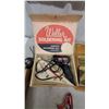 Image 2 : Weller Soldering Kit Model 8100K, Vector Stapler, ThermoGrip Glue Gun and Glue, Torch Kit