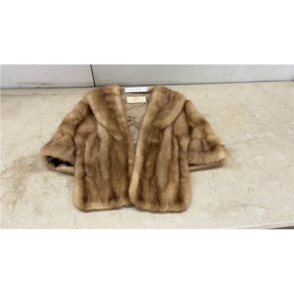 Hudson's Bay Company Vintage Light Brown Fur Stole with Patterned Lining