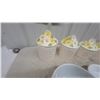 Image 5 : Corning Ware Blue Cornflower Carafe, White corelle Bowls, Daisy Basketweave Canister Set