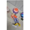 Image 7 : Assorted Birdhouses, Clown Figurine, and Hot Air Balloon Decor