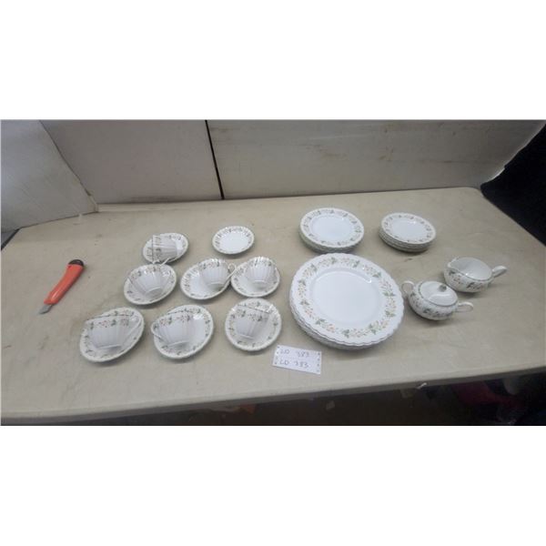 40-Piece Susie Cooper Dinnerware Set