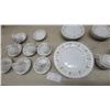 Image 4 : 40-Piece Susie Cooper Dinnerware Set