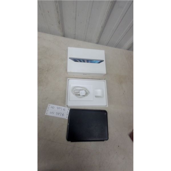 Apple iPad Mini 1st Generation Tablet with Original Box, Charger, and Protective Case