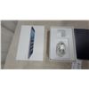 Image 2 : Apple iPad Mini 1st Generation Tablet with Original Box, Charger, and Protective Case