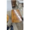 Image 7 : Oval Glass-Top Coffee Table and Two End Tables