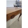 Image 4 : Queen Anne Style Side Table with Shell Carving and Cabriole Legs 25”×28”×18”