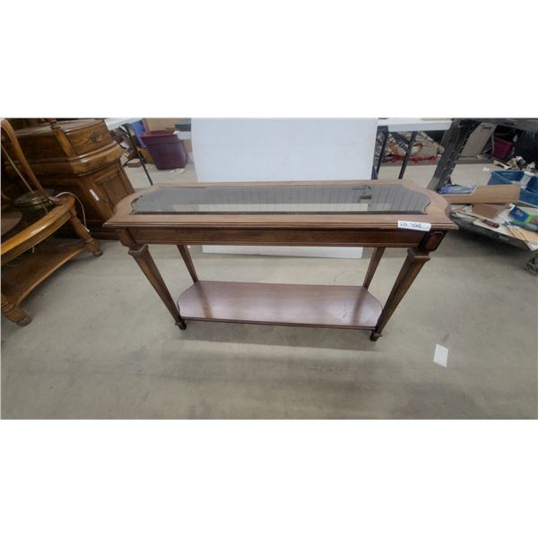 Traditional Wooden Console Table with Shaped Glass Top Insert and Lower Shelf 27”×47”×15”