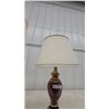 Image 5 : Pair of Table Lamps: Brass and Burgundy Urn-Form Lamp (LD 434) and Brass Column Lamp (LD 435)