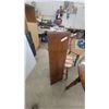Image 10 : Maple Drop-Leaf Dining Table with 4 Windsor Chairs and Leaf