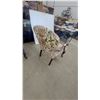 Image 5 : Floral Upholstered Armchair with Carved Wood Frame and Cabriole Legs