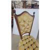 Image 5 : Tufted Upholstered Chair with Floral Pattern and Wood Frame