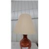 Image 5 : Table Lamp with Pleated Shade, LD 462
