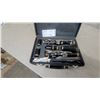 Image 1 : Young Chang YCL-300 Student B-Flat Clarinet in Hard-Shell Case