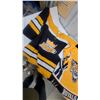 Image 2 : Athletic Knit Hockey Jerseys, South Winnipeg Kings and Royals, Size Large