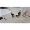 Image 5 : Ceramic Figurines: Pair of Ducks, Pair of Pink Birds, Pink Fish, Pink and Blue Wall Pocket