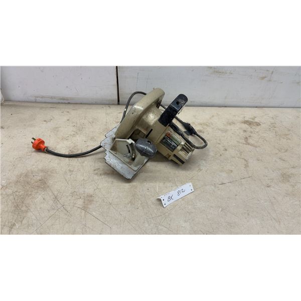 Black and Decker No. 7340 7-1/4” Commercial Circular Saw, 120V, 10.0 Amps, 5200 RPM