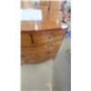 Image 5 : Serpentine Front Chest of Drawers with Brass Pulls 41”×41”×20”