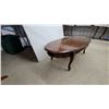 Image 4 : Oval Wood Coffee Table with Cabriole Legs 15”×49”×21”