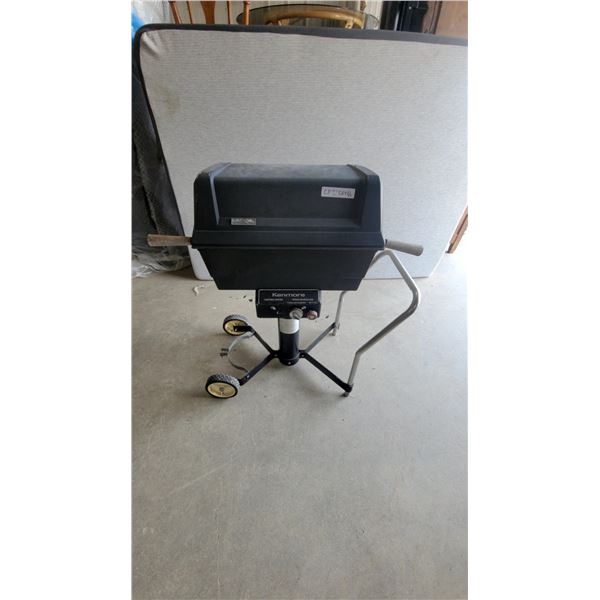Kenmore Outdoor Gas Grill with Wheels, Grate, and Heat Diffuser Tiles