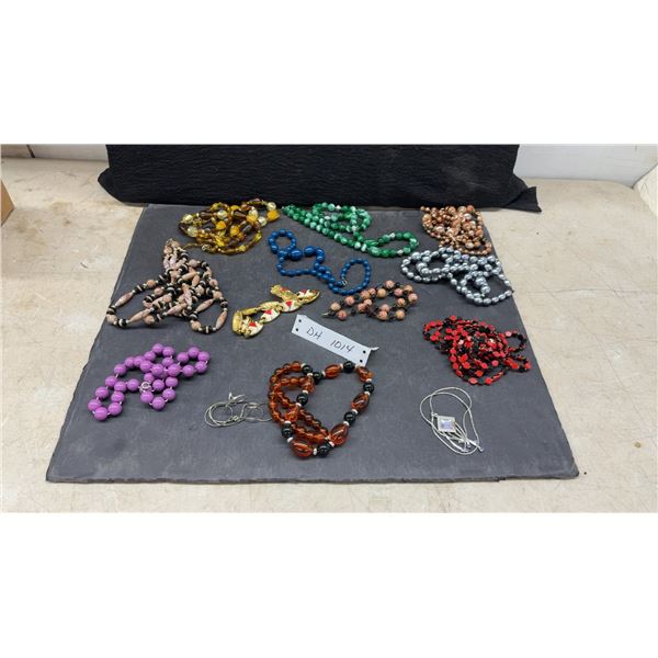 Fashion Jewelry, Beaded Necklaces, Faux Pearls, Chains, (12)