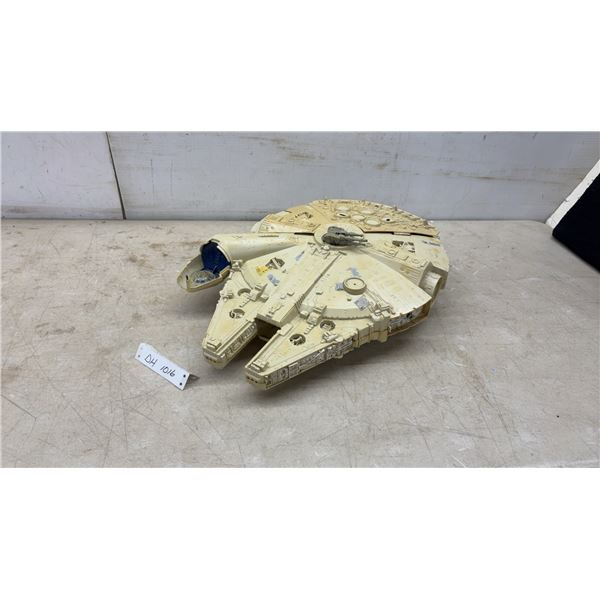Vintage 1980’s Kenner Star Wars Millennium Falcon Toy Vehicle with Quad Laser Cannon