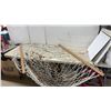 Image 1 : Rope Hammock With Wooden Spreader Bars and Metal O-Rings