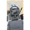 Image 5 : Craftsman II DieHard 42” Riding Lawn Mower with 18 HP Twin Engine and Bagger