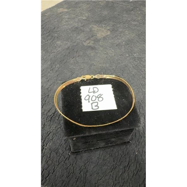 10K Flat Etched Bracelet, 7.25” Long and 2.5” Diameter, Total Weight 3 Grams