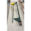 Image 2 : Fiskars Bypass Loppers, Manual Lawn Aerator, Edger, Bulb Planter, 47” Piece 2 1/4” ABS Pipe