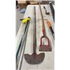 Image 3 : Fiskars Bypass Loppers, Manual Lawn Aerator, Edger, Bulb Planter, 47” Piece 2 1/4” ABS Pipe