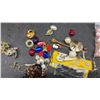 Image 8 : Assortment of Jewelry-Making Supplies: Seed Beads, Pearls, Sequins, Shells, Components