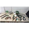 Image 1 : Scotts Turf Builder Handheld Broadcast Spreader, Garden Tools, Sprinklers, Pruners, Mower Blades