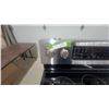 Image 3 : Samsung Stainless Steel Electric Range with Glass Cooktop and Digital Controls