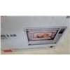 Image 2 : Toshiba TL-AC264CZA(SS)CA Air Fry Oven, 25L / 26 qt, and Original Box