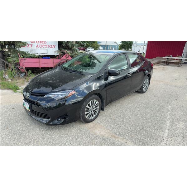 2018 Toyota Corolla LE Sedan, 1.8L 4 Cyl, CVT, FWD, 44,576 Km, Sunroof, Heated Seats, Safetied!