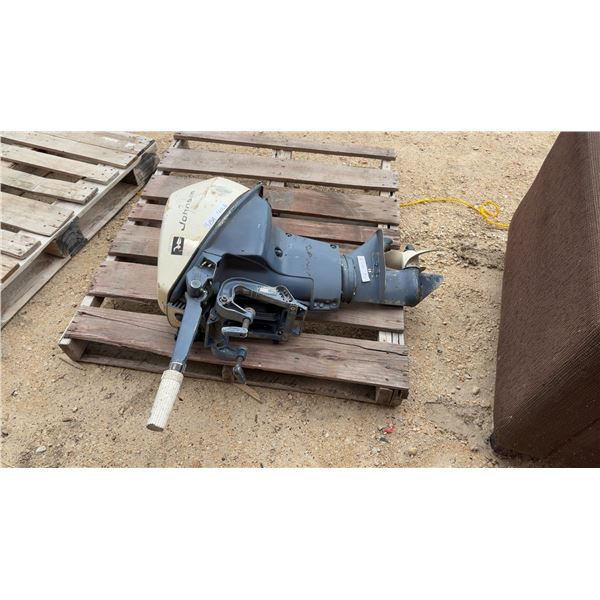Johnson 9 1/2 HP Outboard Motor, Model 9922S, 4000-5000 RPM, Unknown condition