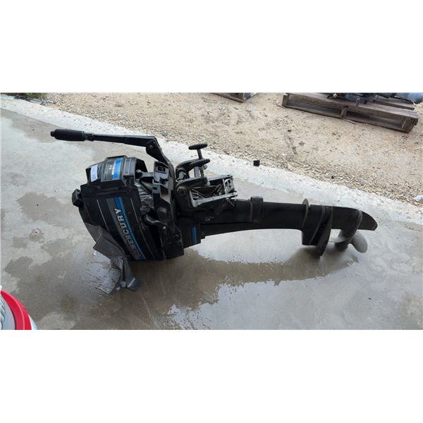 Mercury 9.8 Horsepower Thunderbolt Outboard Boat Motor, Parts or Project