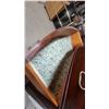 Image 5 : Mahogany Bow Front Chest of Drawers and Serpentine Chest of Drawers